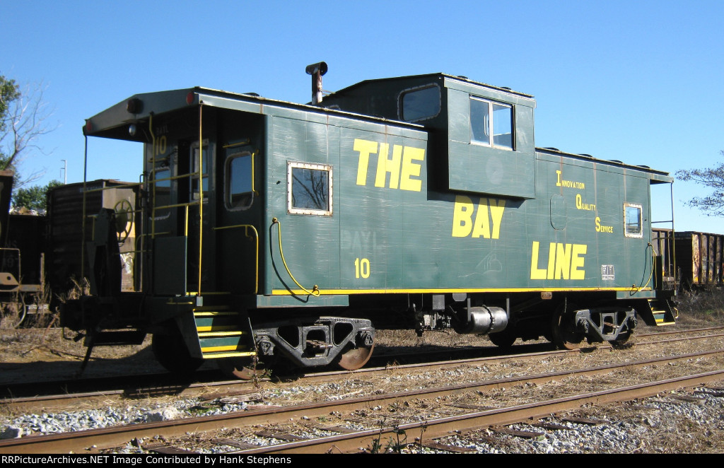 Shots of C&C-GSWR yard, headquarters and service area with road power