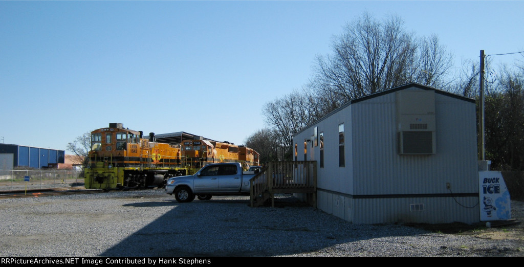 Shots of C&C-GSWR yard, headquarters and service area with road power