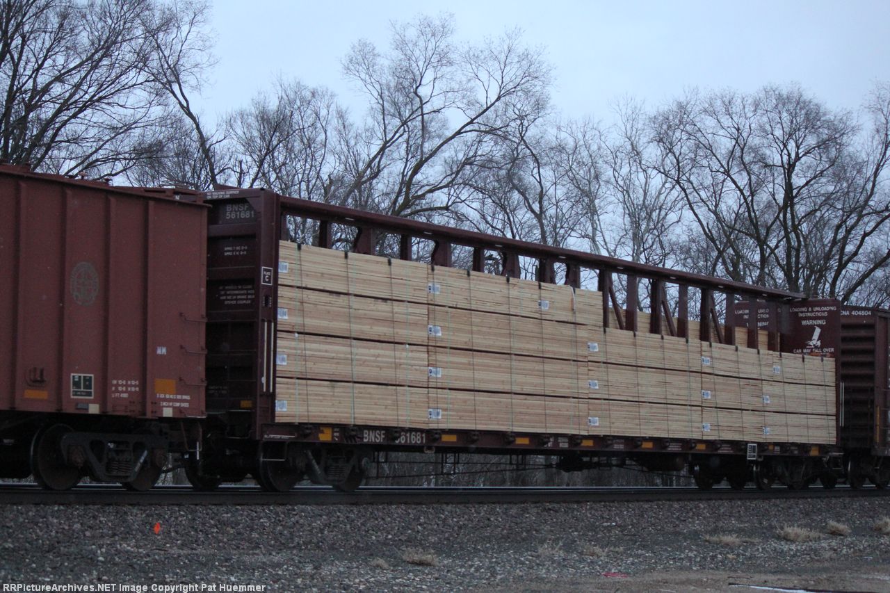 BNSF 561681