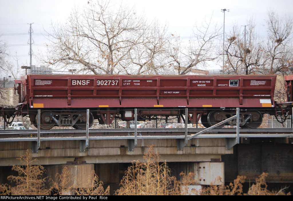 BNSF 902737