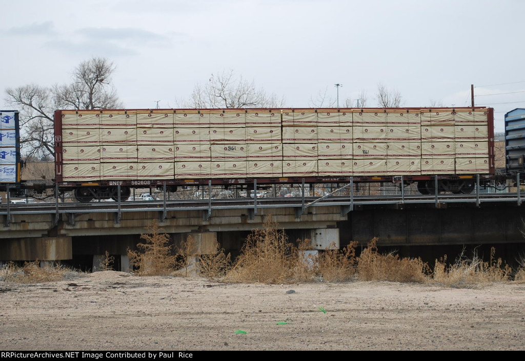 BNSF 562608