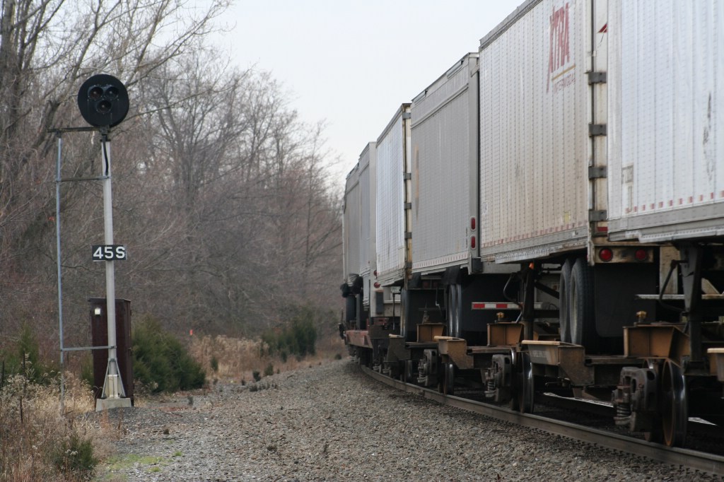 Intermodal Cars Passing The Hollow Road Signal