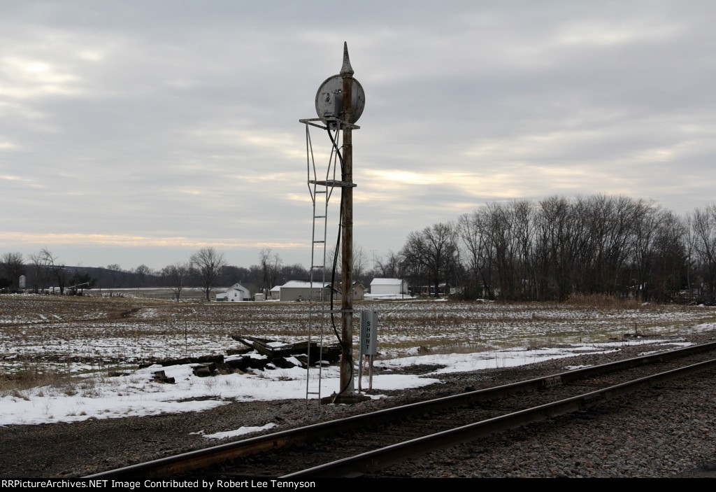 BNSF Searchlight Signal