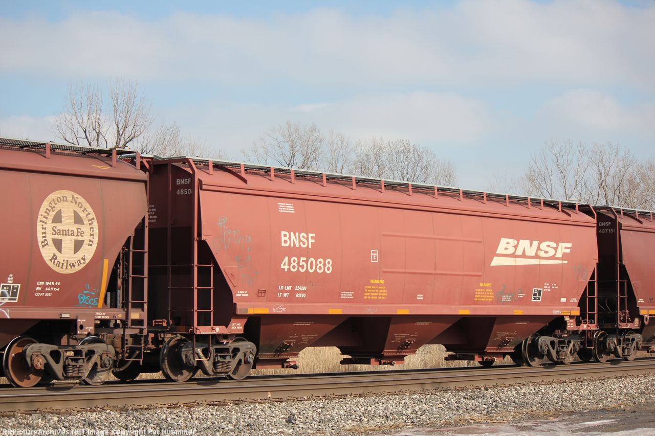 BNSF 485088