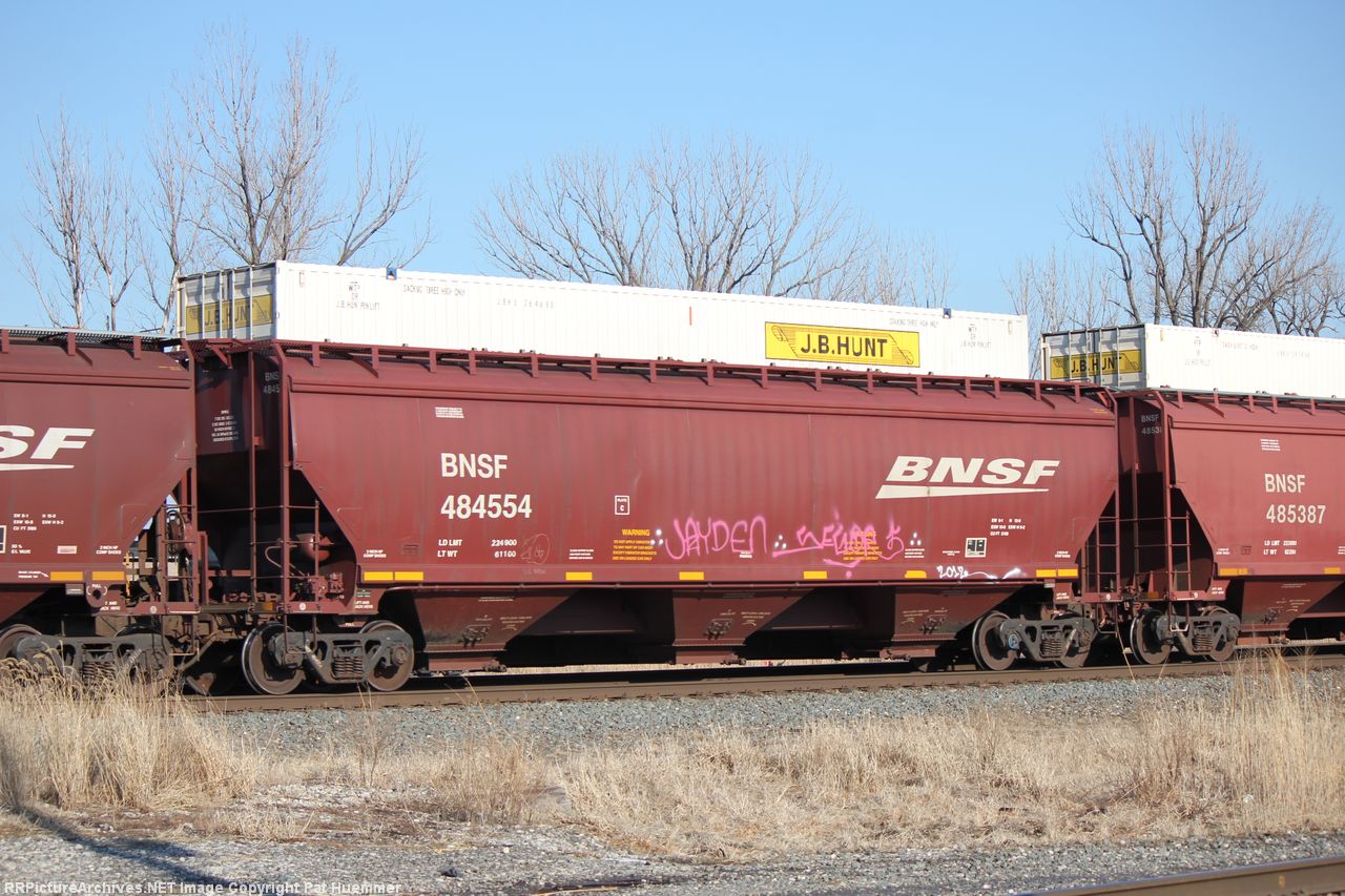 BNSF 484554