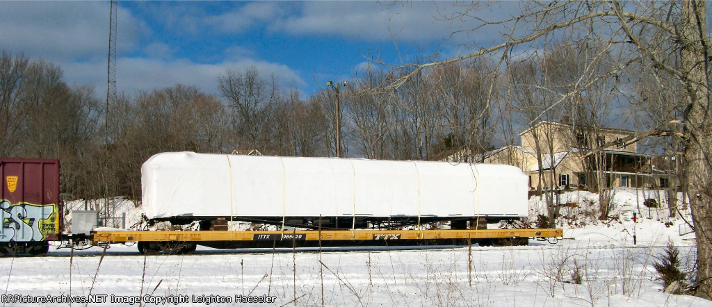 ITTX 965629 with passenger equipment load