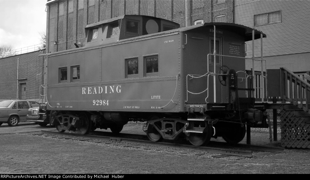 "Reading 92984" (ex CNJ 91530) in display in Lititz PA B&W 