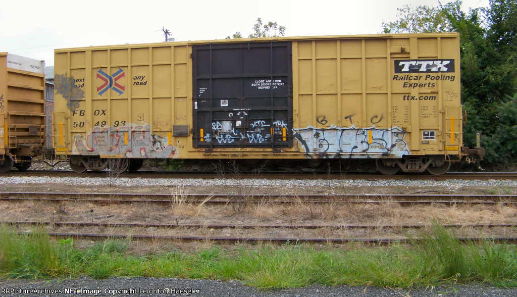 FBOX 504993 carrying the rear marker north