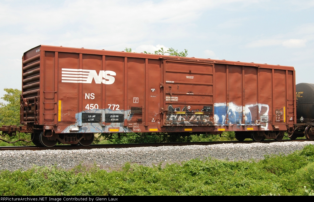 NS 450772