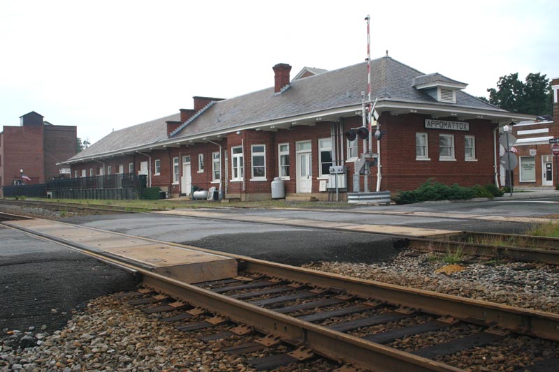 N & W Depot