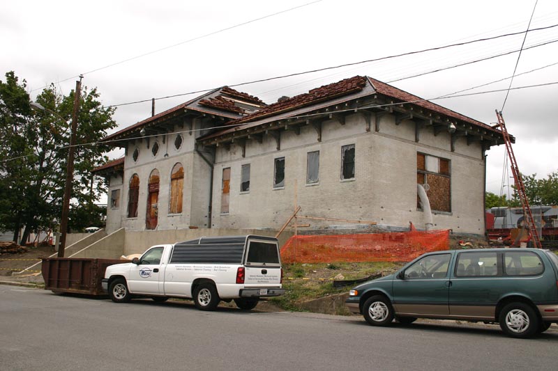 C&O Depot, Streetside