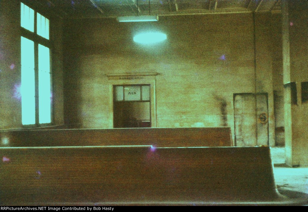 Waiting room showing the Men's room entrance. 