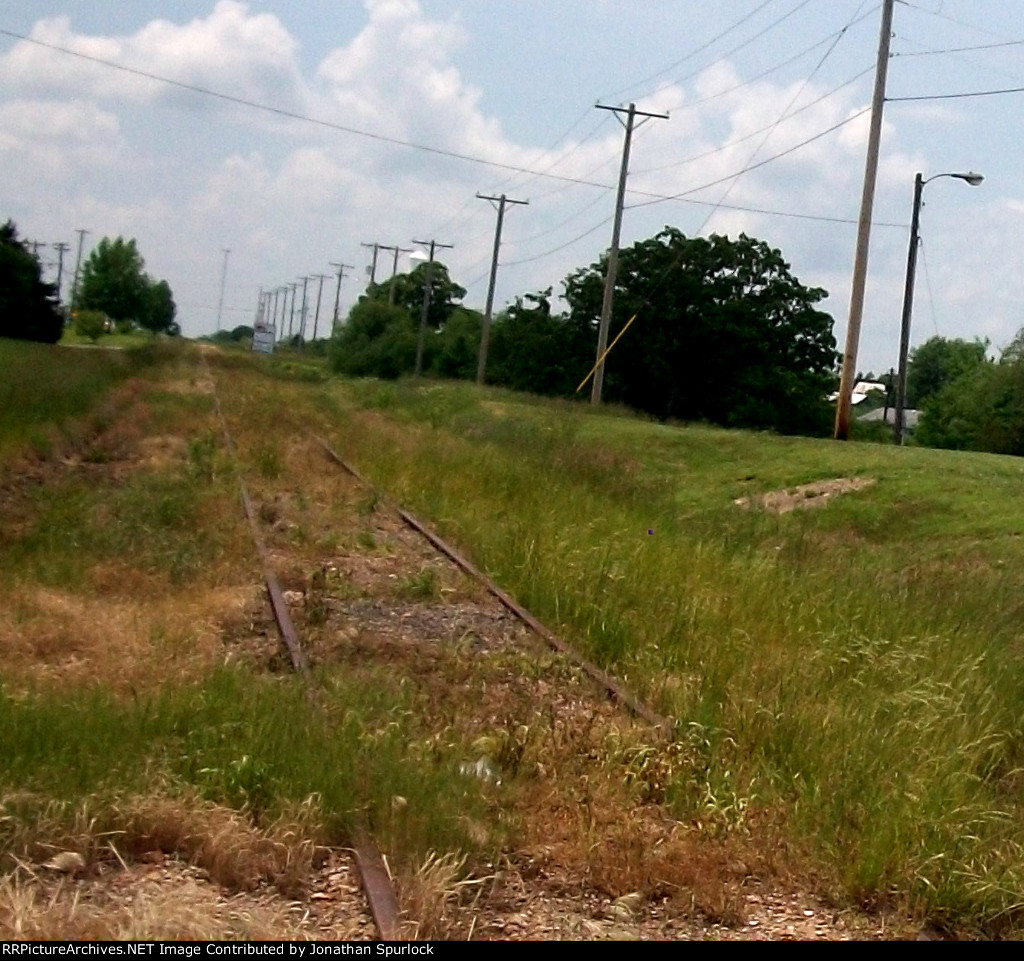 Ex-RI track, looking west