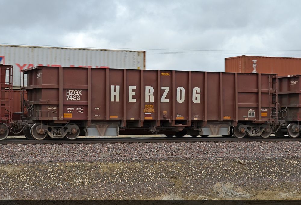 HZGX 7483