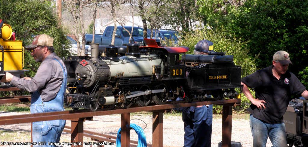 T&P #300 being serviced