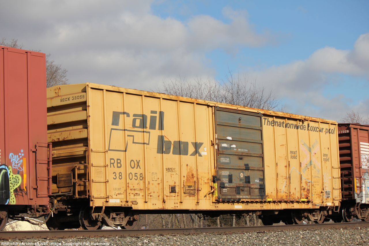RBOX 38058