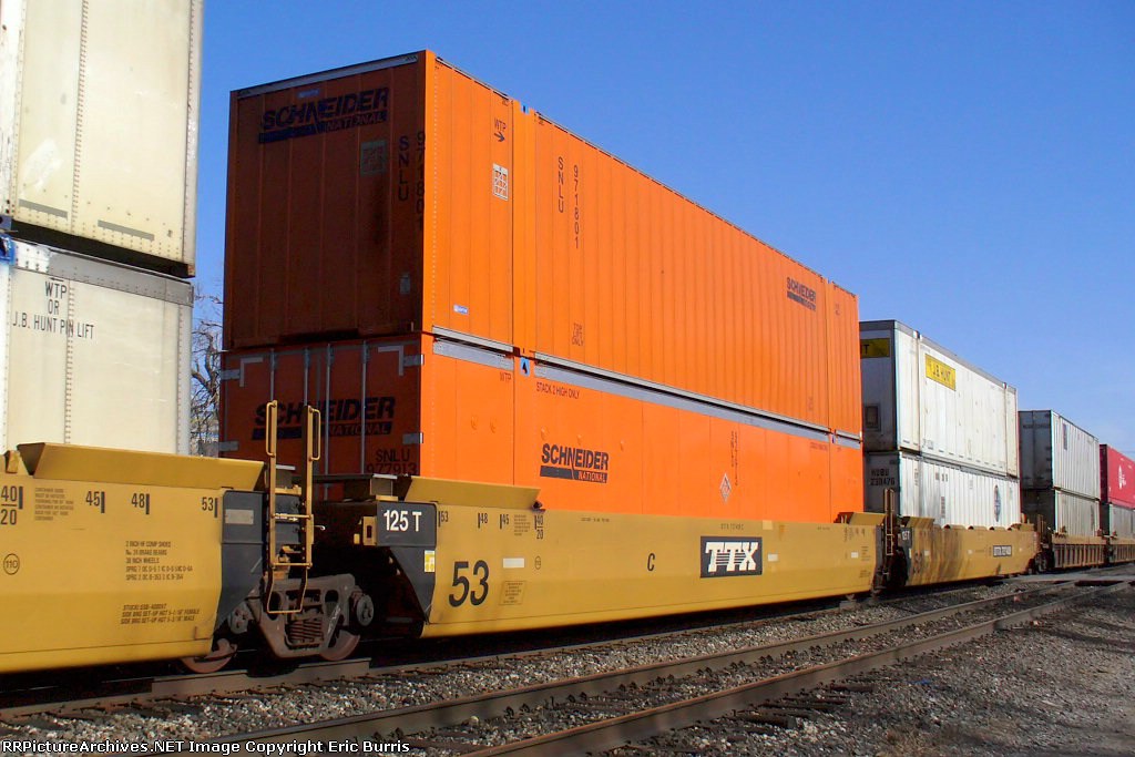 BNSF 4406 eastbound