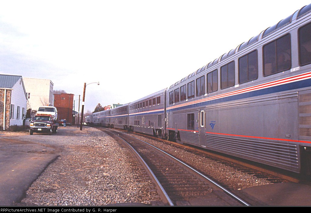 Detouring Auto-Train bisects the town 
