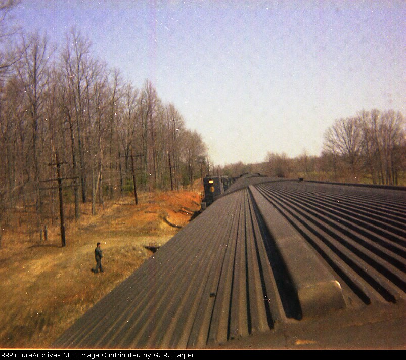 Eastbound Pocahontas meets a westbound