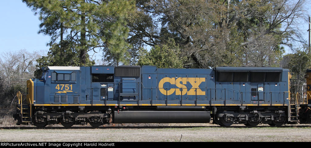 CSX 4751