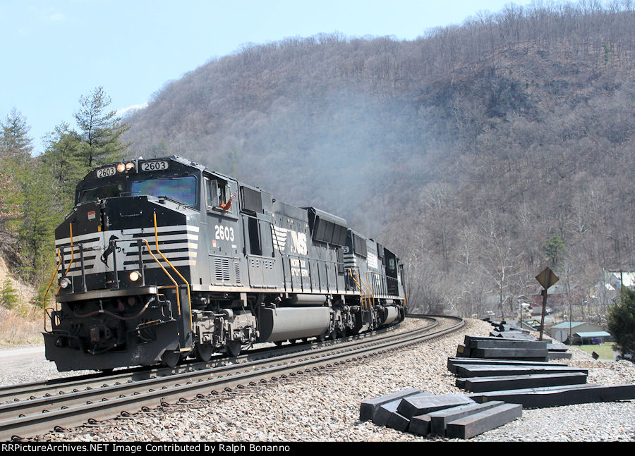 NS 2603 leads an empty hopper train on a brisk saturday afternoon