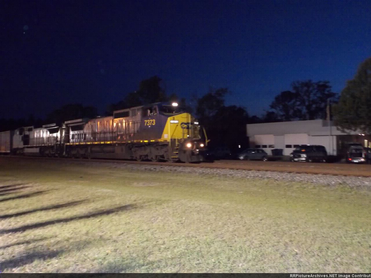 CSXT Q473
CSXT 7373 (C40-8W)
CSXT 7666 (C40-8W)