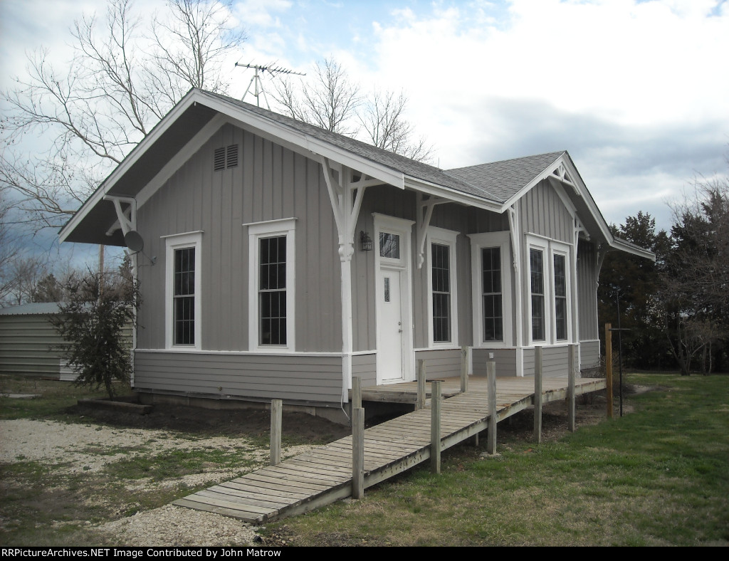 Former SLSF Depot from Valley Center