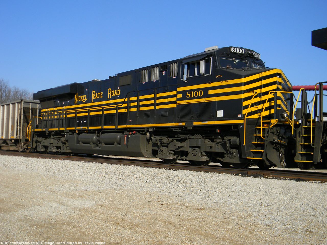 NS 8100