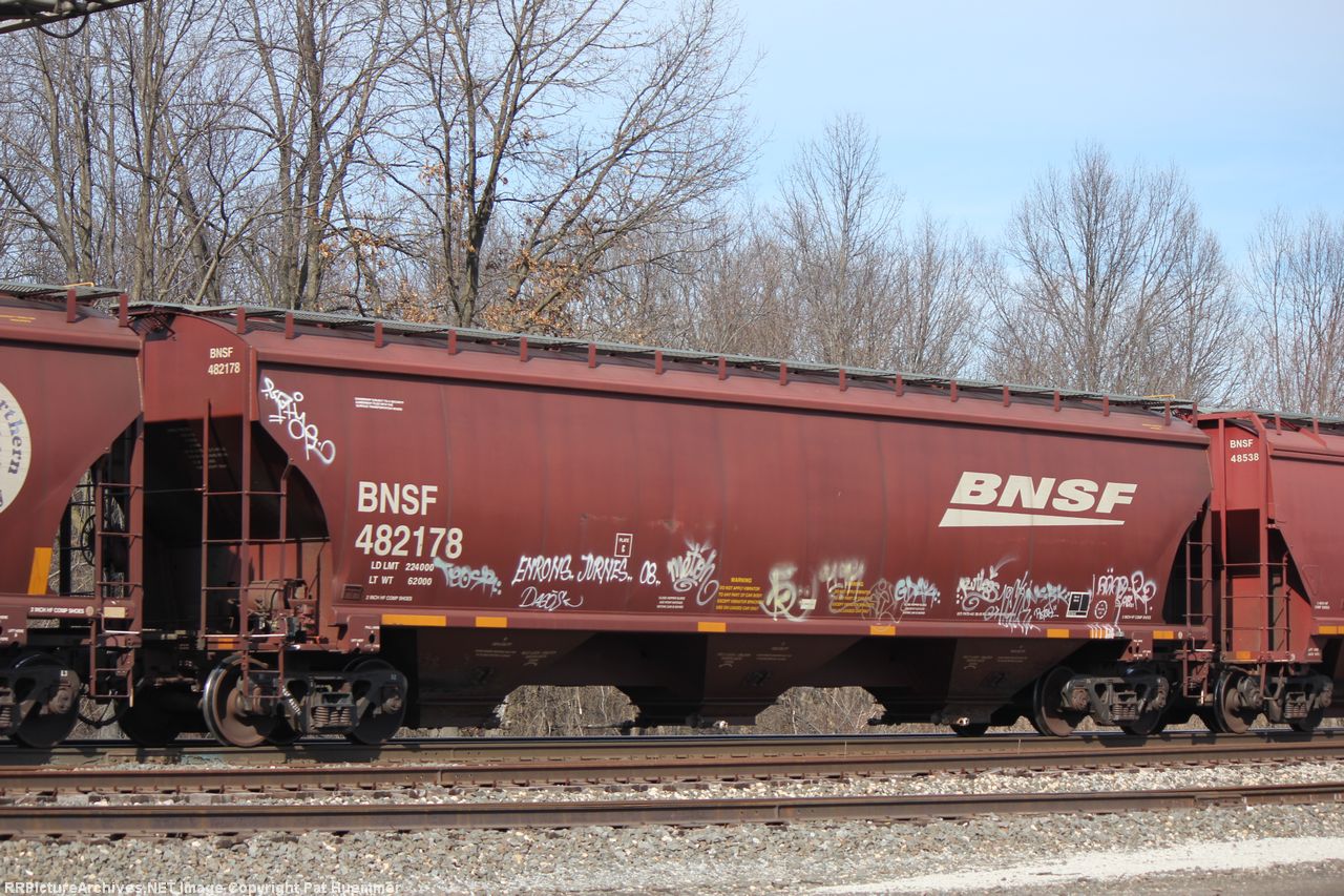 BNSF 482178