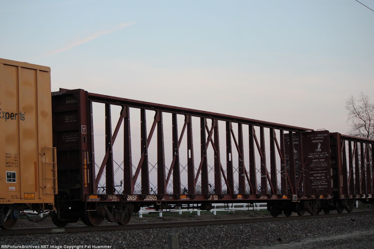 BNSF 562605