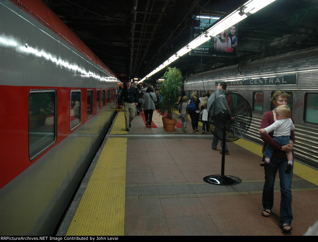 Grand Centrals Centennials Railcar Display Event