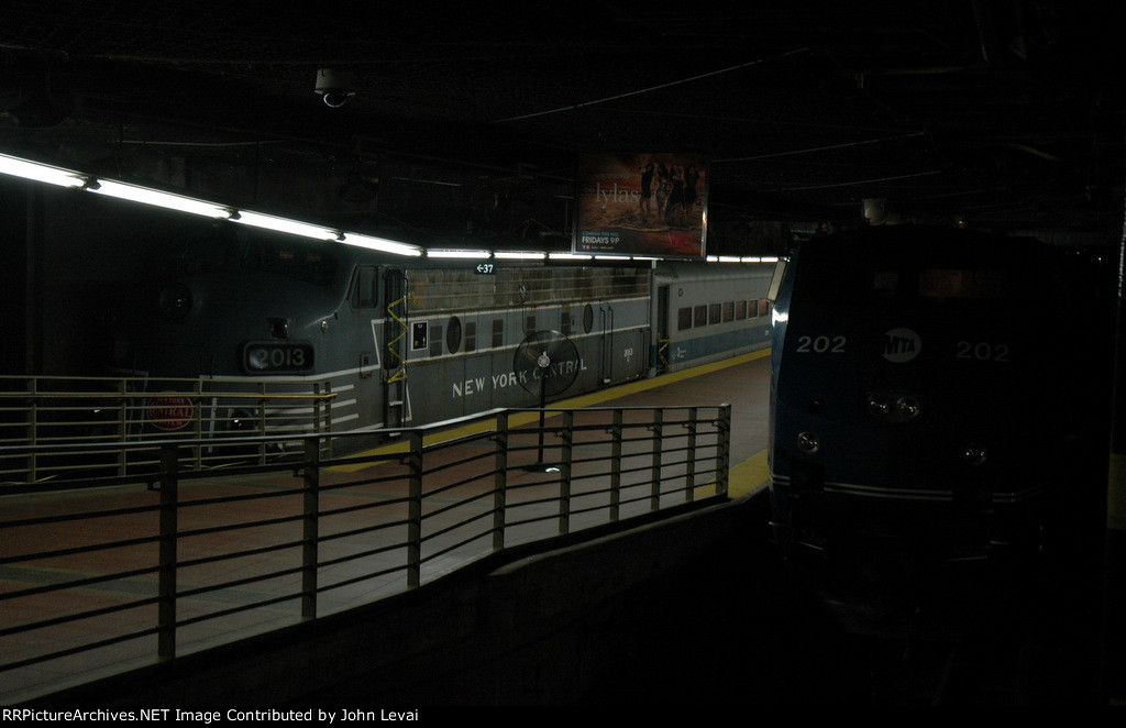 Grand Centrals Centennials Railcar Display Event