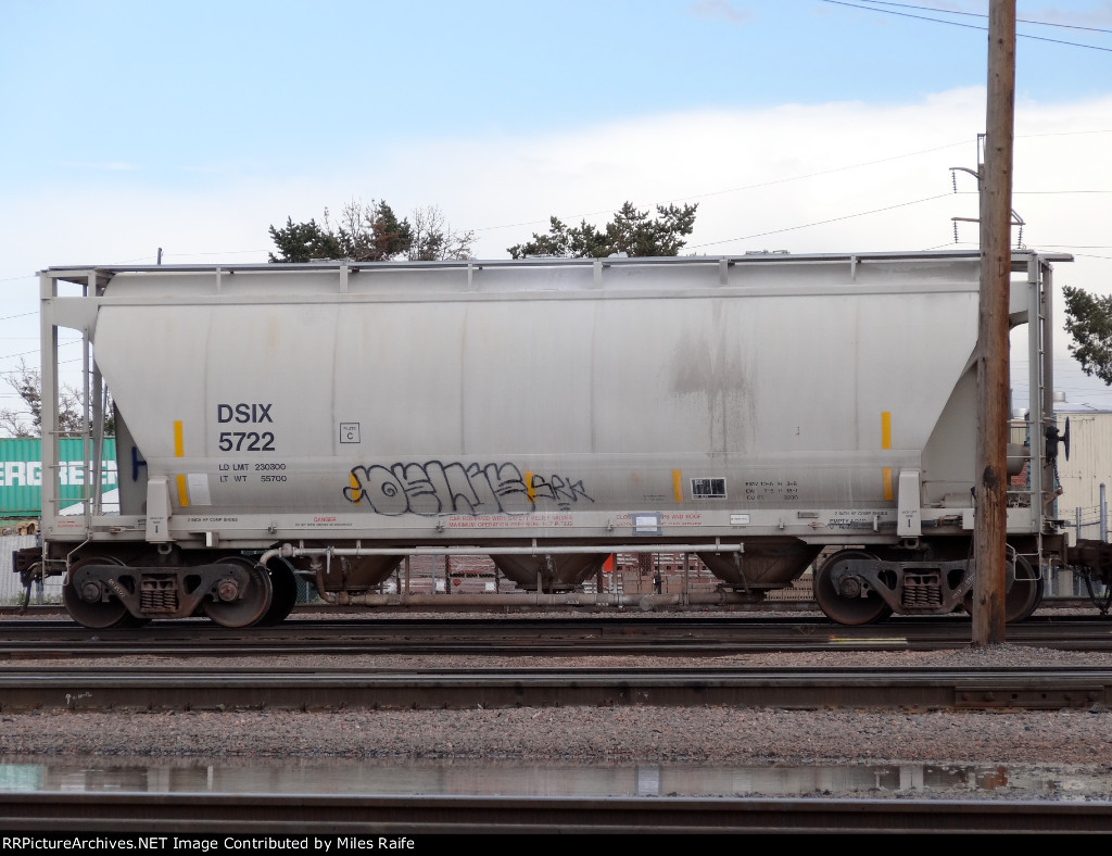DSIX 5722