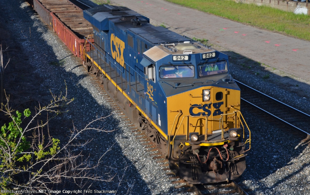 CSX 942
