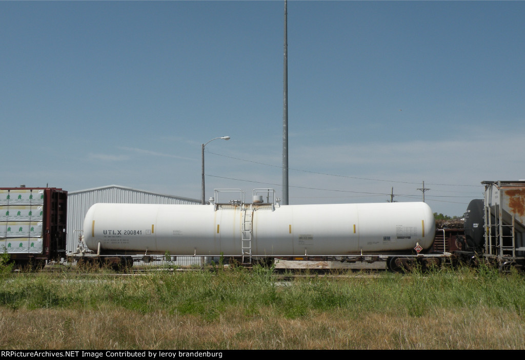 UTLX 200841  at  carthage mo 