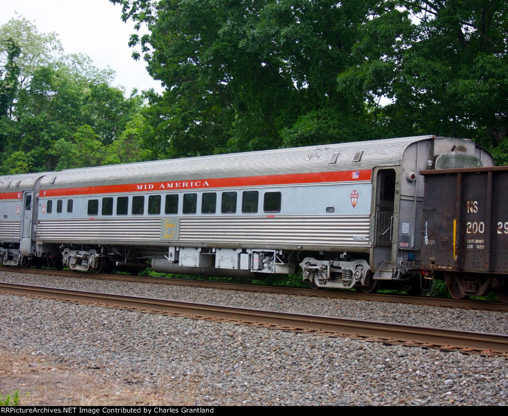 Mid America 4013 Golden Surf