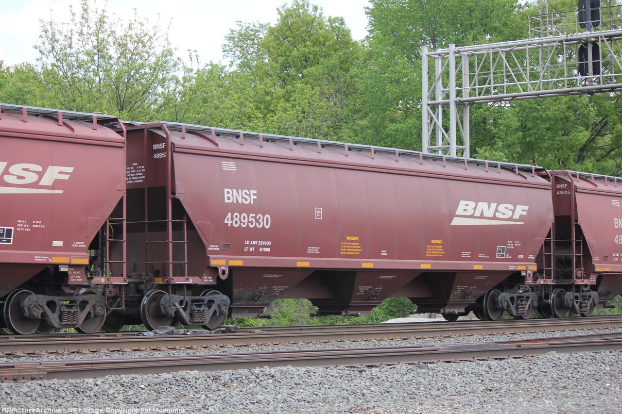 BNSF 489530