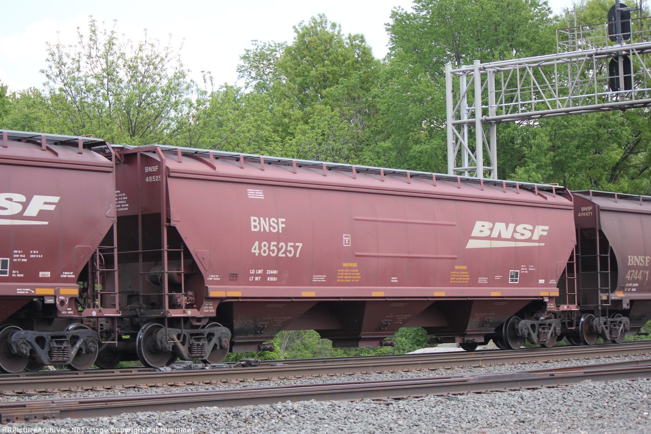 BNSF 485257