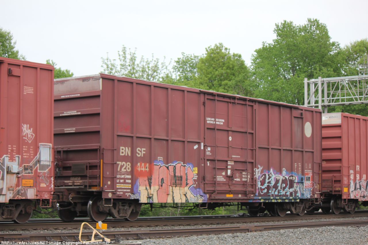 BNSF 728444