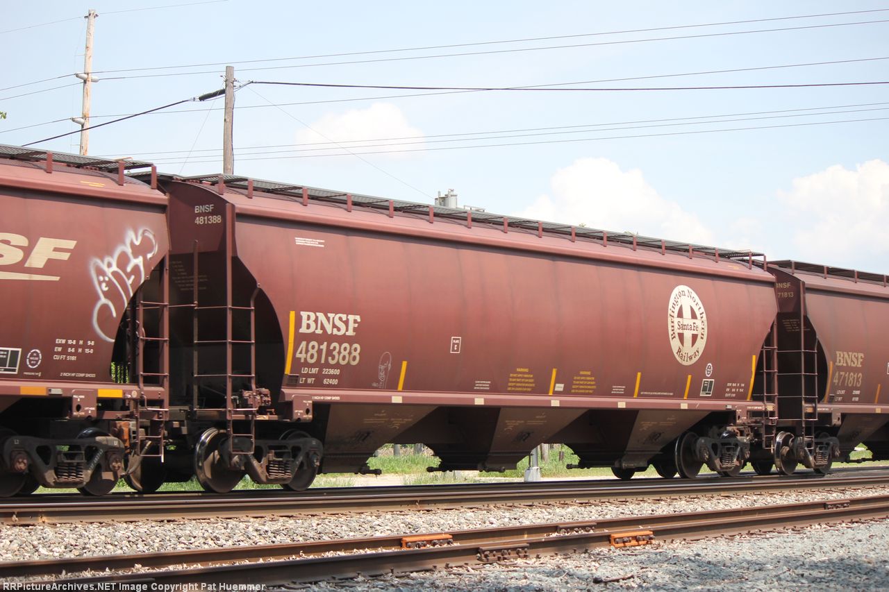 BNSF 481388