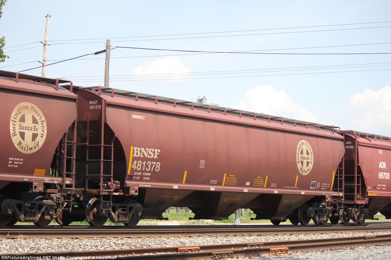 BNSF 481378
