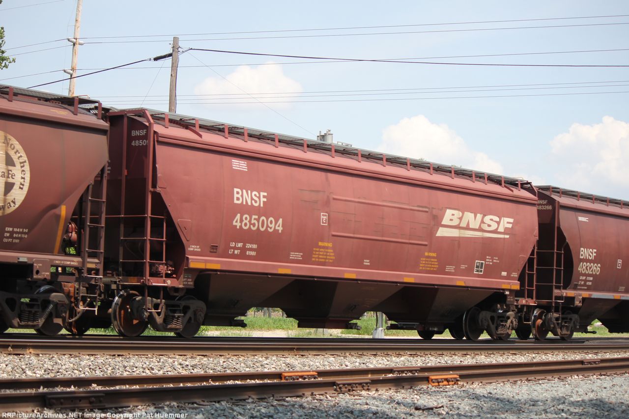 BNSF 485094