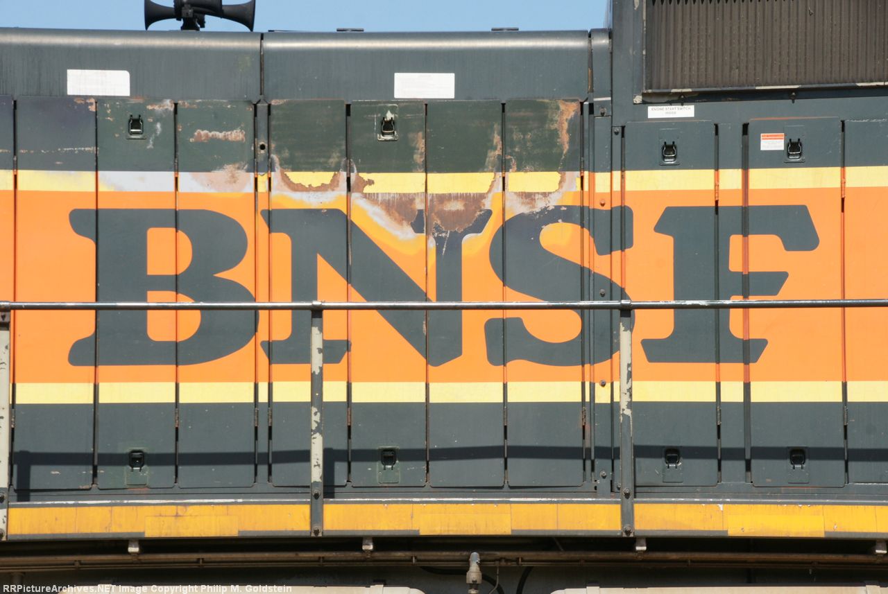The other version of BNSF lettering