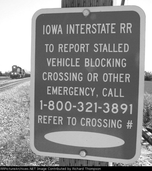 Iowa Interstate RR Crossing