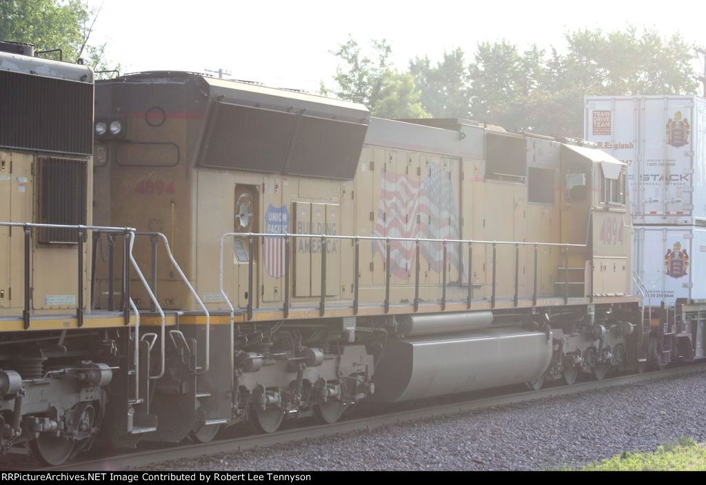 UP Eastbound & Westbound Meet at Rochelle Diamond