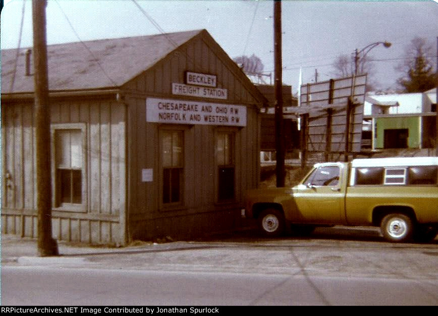 Joint C&O-N&W freight house