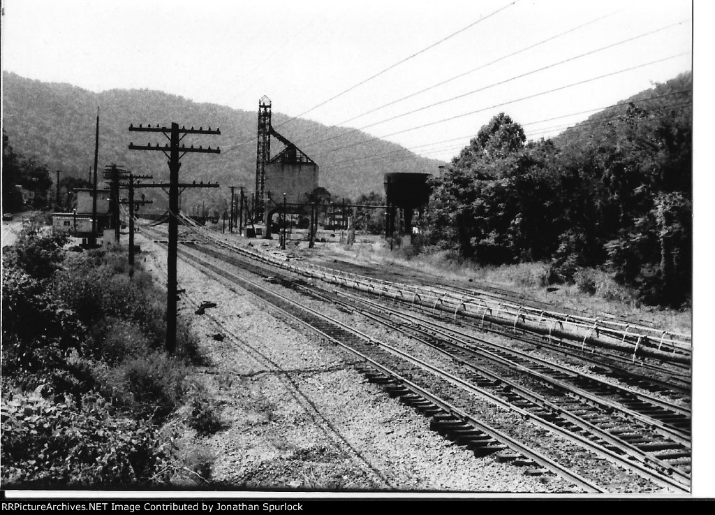 Ex-C&O yard, photo 1