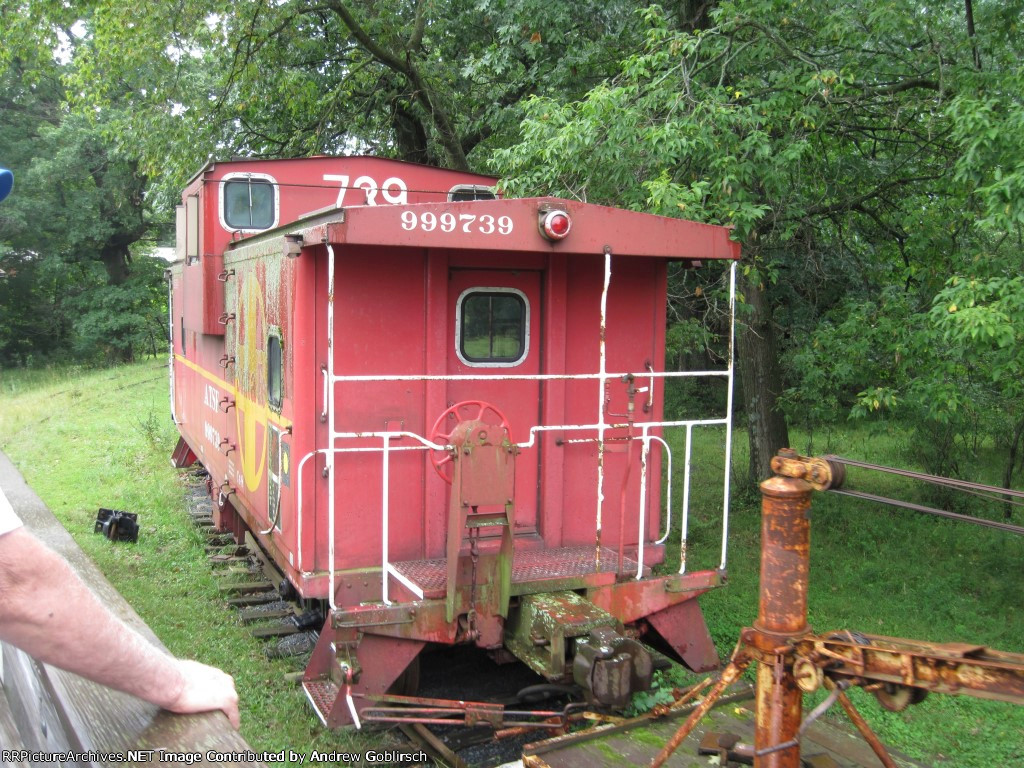 ATSF 999739 raining morning