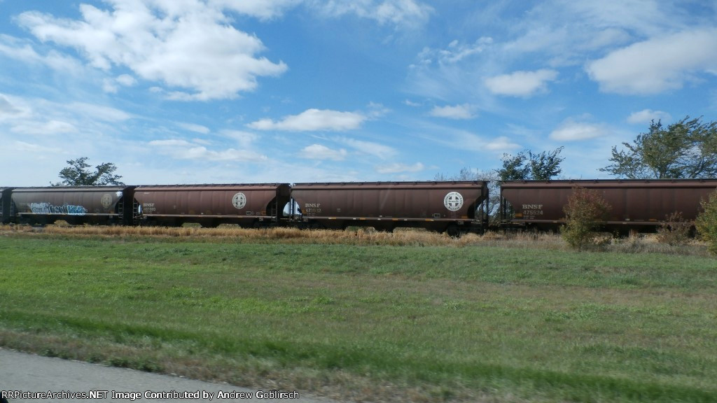 BNSF 481080, 473982 + 475524