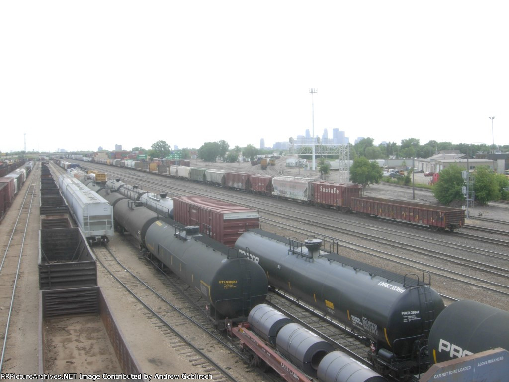 BNSF UTLX PROX ATSF & CP Freight Cars
